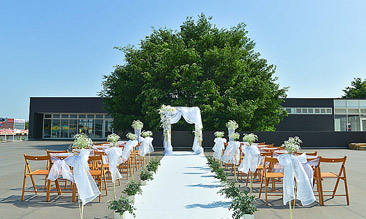 レストランでの結婚式 ウエディングプロデュースライズ Rise